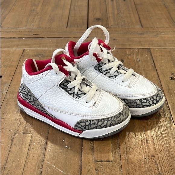 Other - Nike Jordan retro 3 cardinal red sneakers